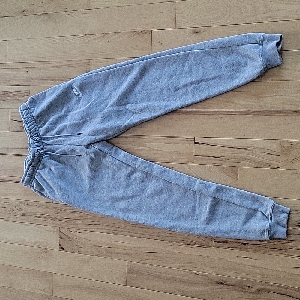 Nike sweatpants, size XS